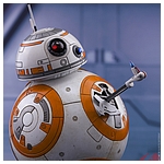 hot-toys-the-last-jedi-bb-8 collectible-figure-001.jpg
